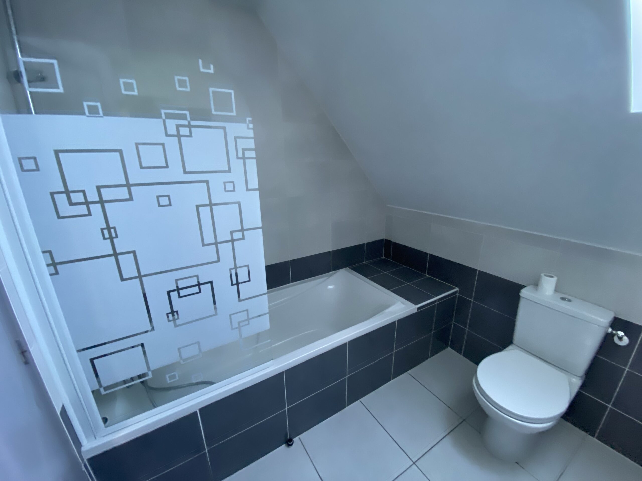 BELLE MAISON EN PIERRE DANS LE CŒUR DE SEBAZAC – Image 9