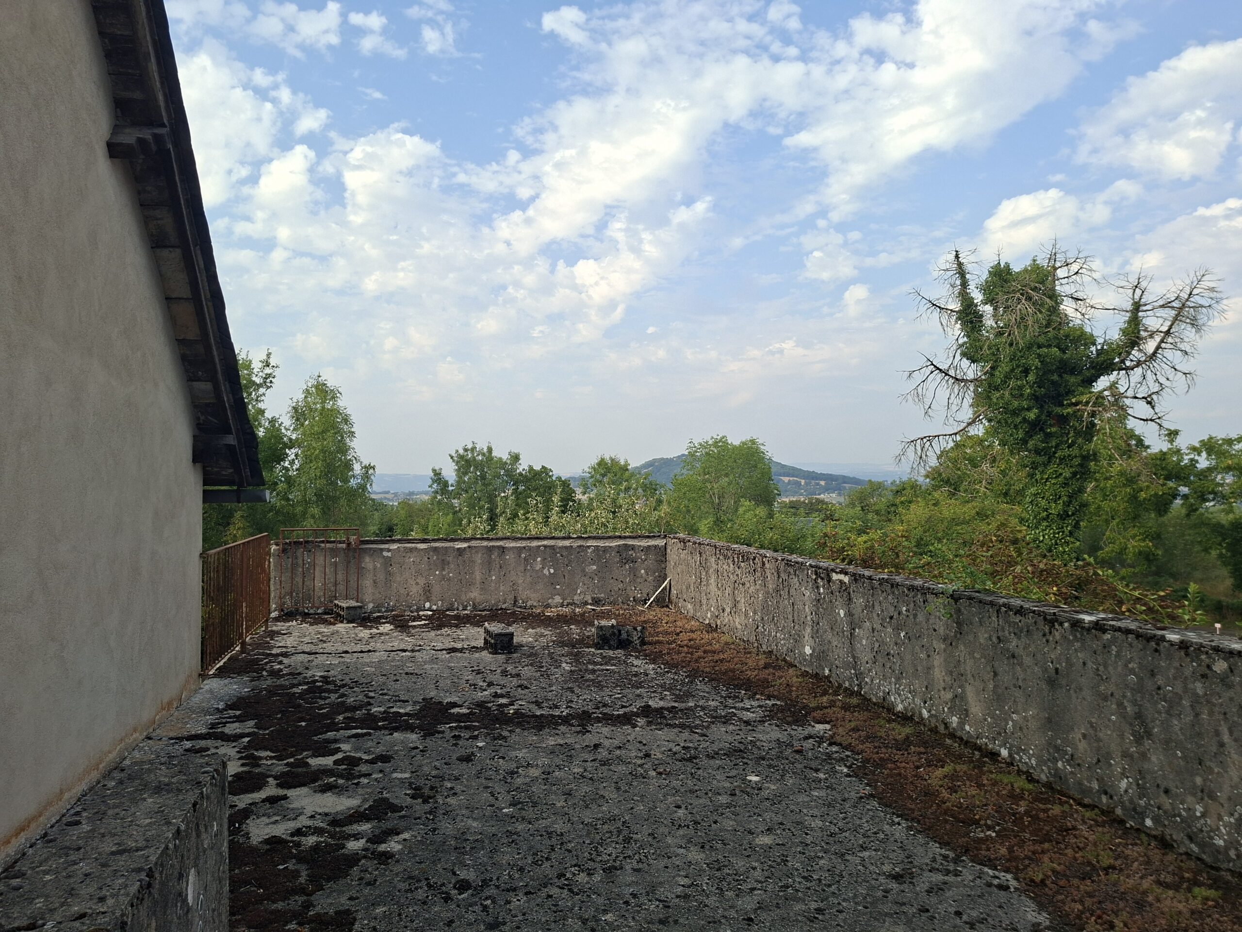 MAISON EN PIERRE dans le petit village de BARRIAC – Image 7