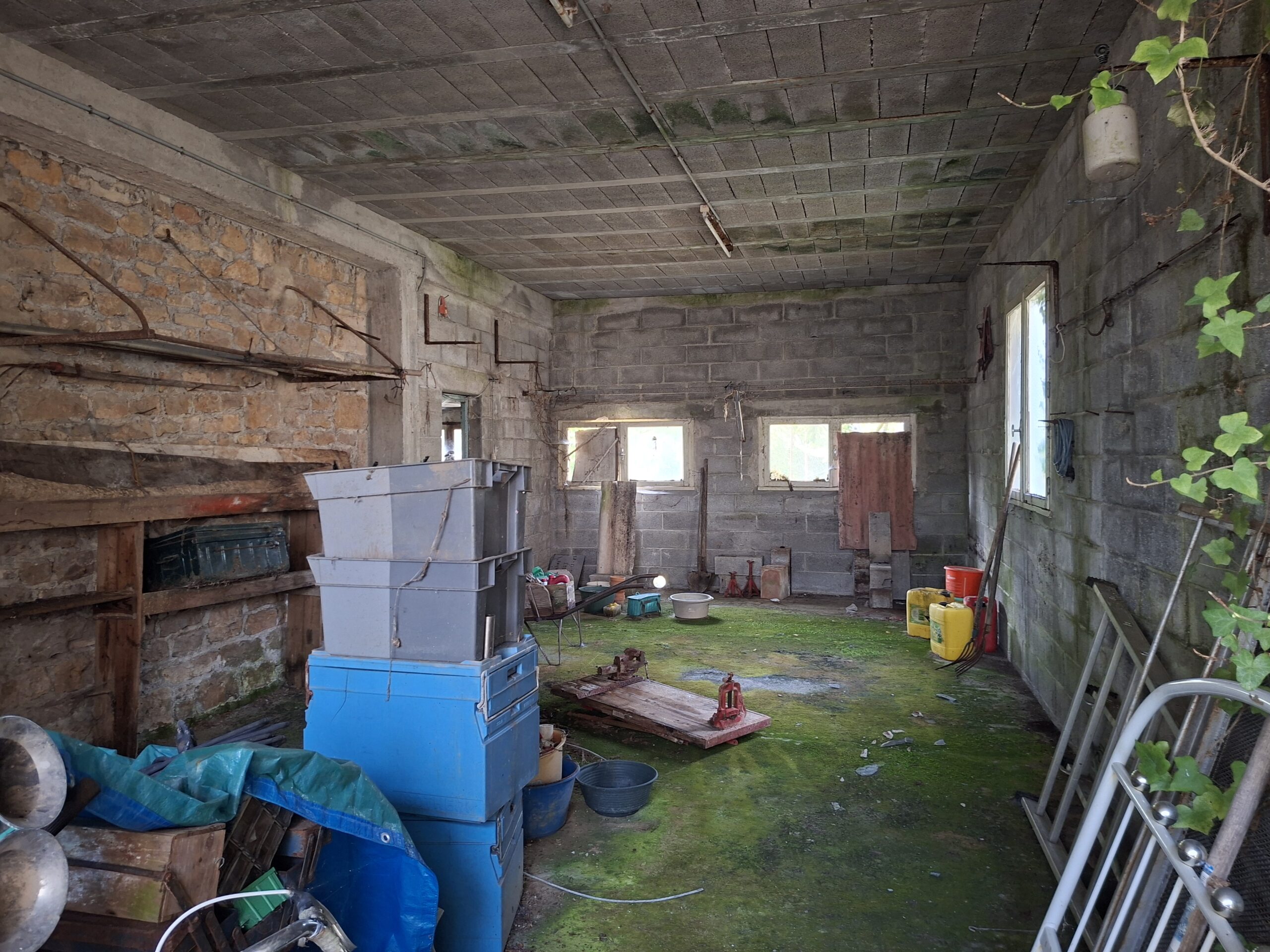 MAISON EN PIERRE dans le petit village de BARRIAC – Image 13