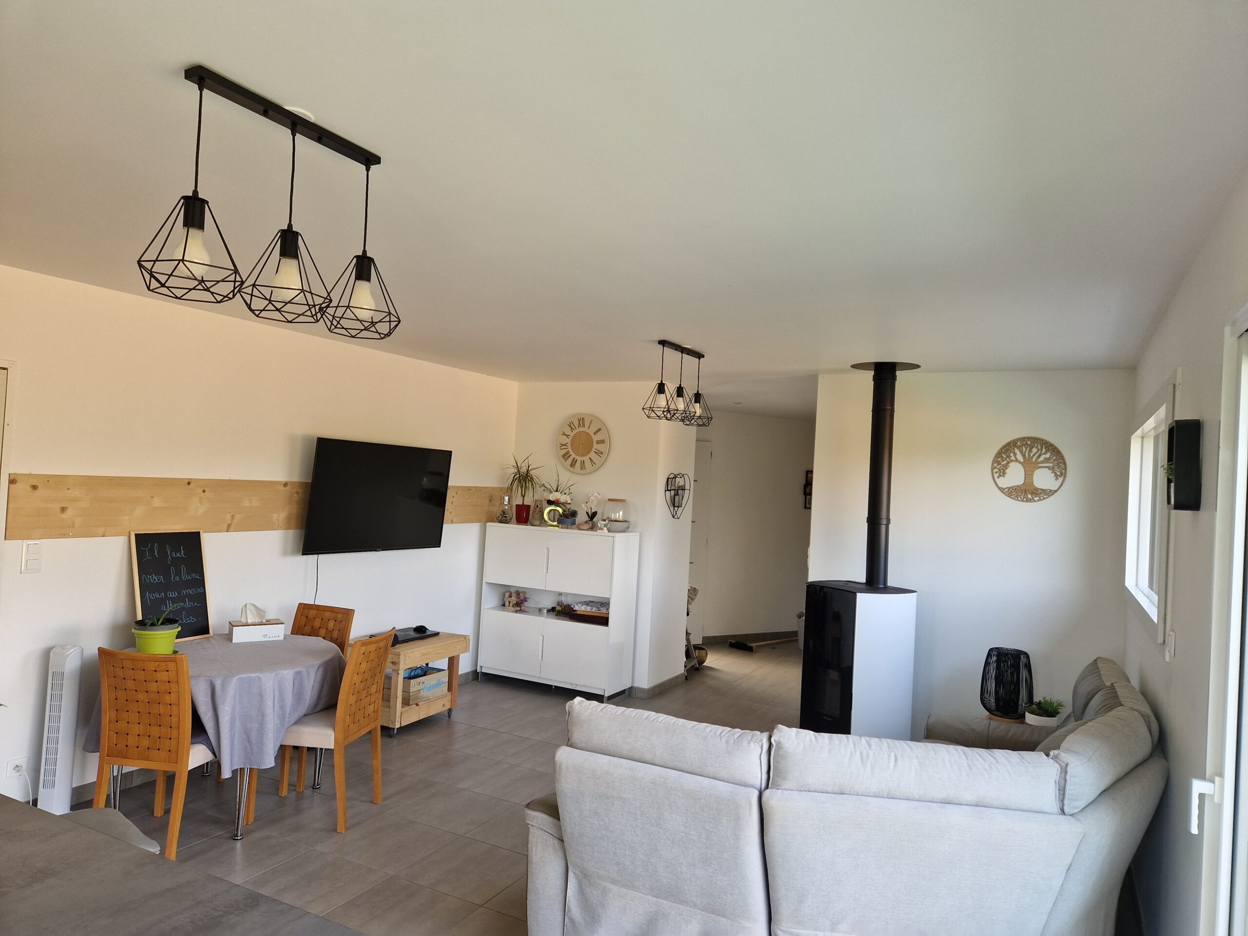 Très belle maison de plain-pied sur l’axe ESPALION/BOZOULS/RODEZ – Image 7